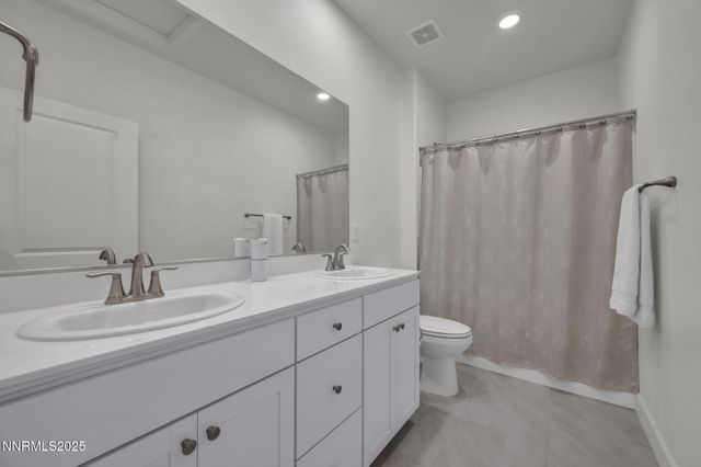 6870 Pilot Peak Road, Sparks, NV 89436