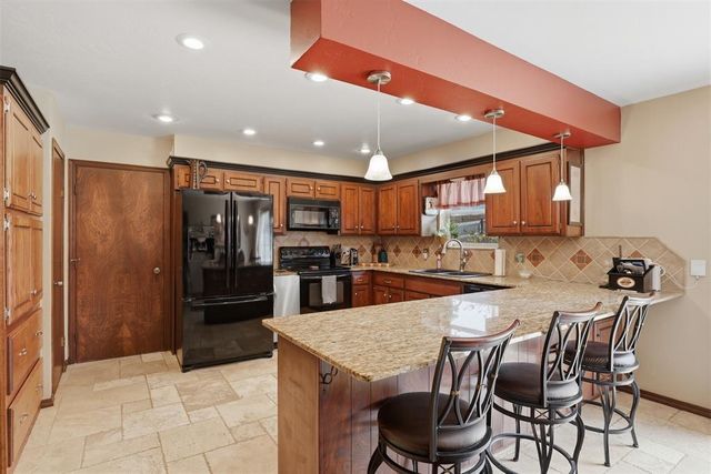 11404 Spring Creek Road, Oklahoma City, OK 73162