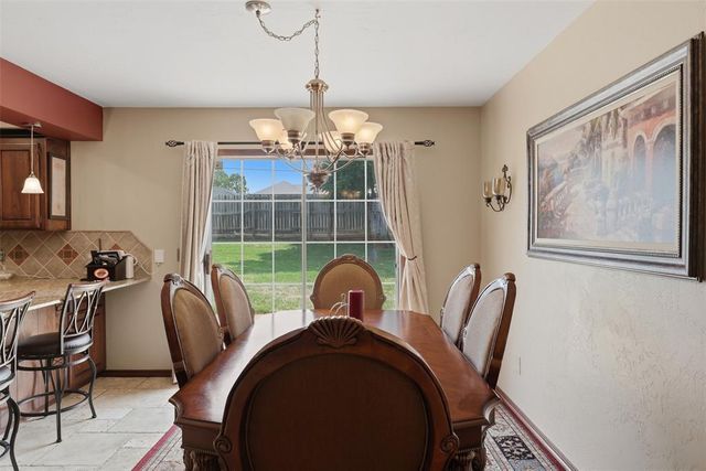 11404 Spring Creek Road, Oklahoma City, OK 73162