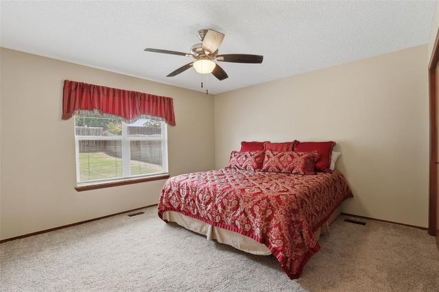 11404 Spring Creek Road, Oklahoma City, OK 73162