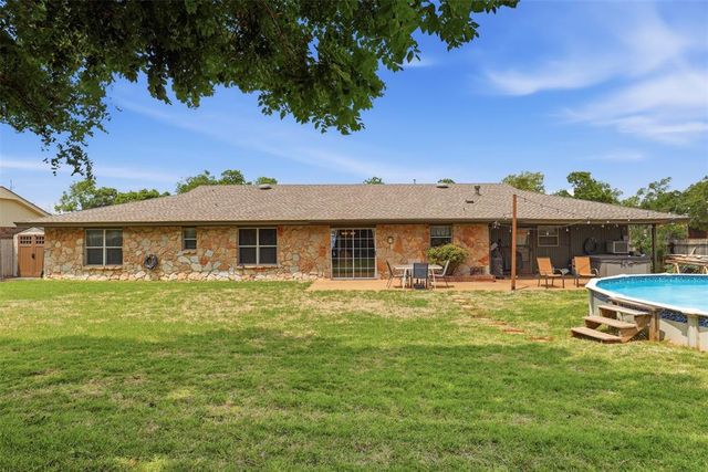 11404 Spring Creek Road, Oklahoma City, OK 73162