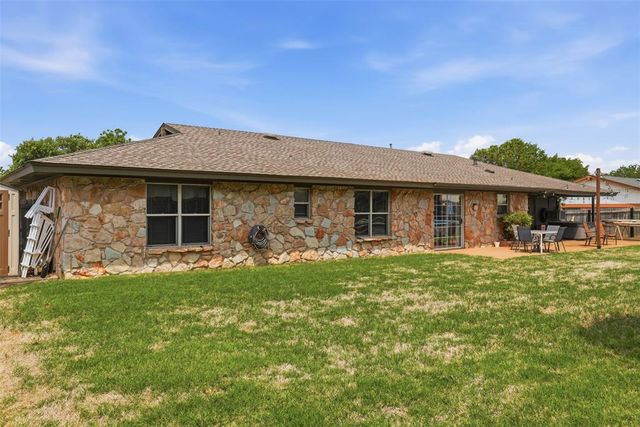 11404 Spring Creek Road, Oklahoma City, OK 73162