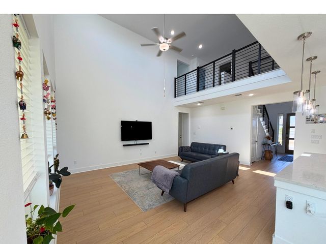 12708 Purple Prairie LN, Buda, TX 78610