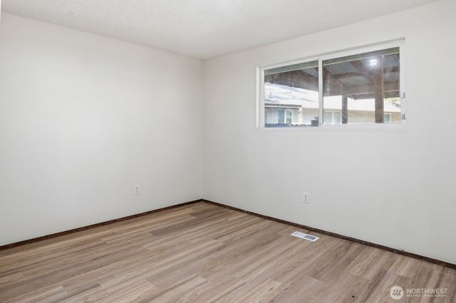 5323 77th Court SW, Olympia, WA 98512