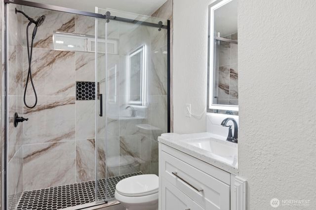 5323 77th Court SW, Olympia, WA 98512