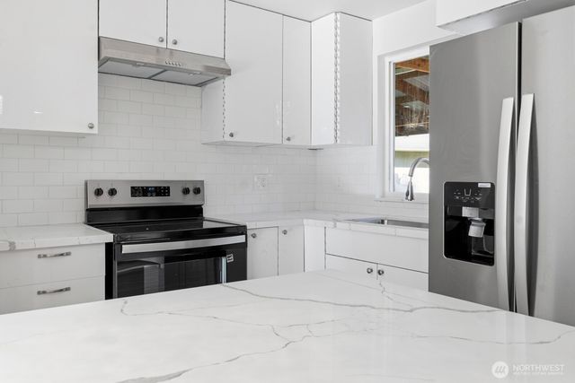 5323 77th Court SW, Olympia, WA 98512