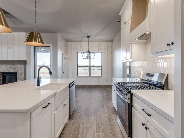 10325 SW 50th Street, Mustang, OK 73064