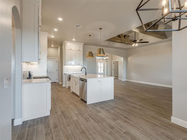 10325 SW 50th Street, Mustang, OK 73064