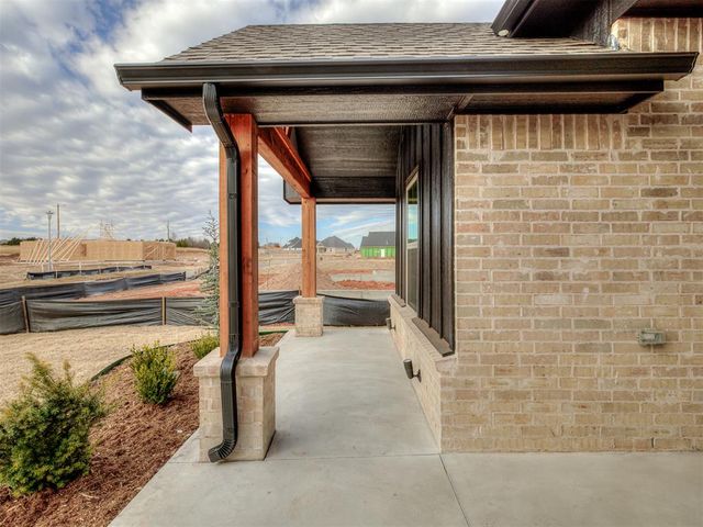 10325 SW 50th Street, Mustang, OK 73064