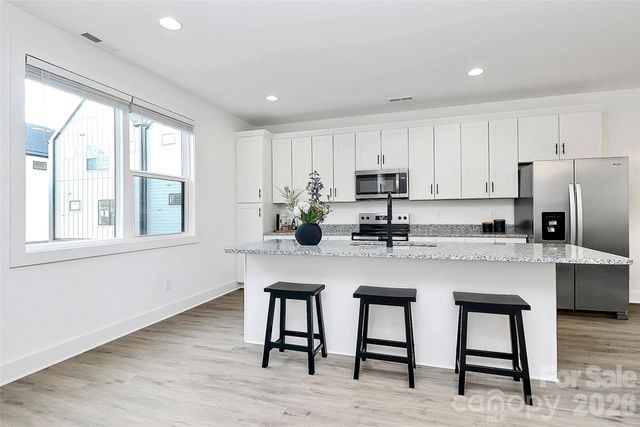 3436 Brookshire Boulevard, Charlotte, NC 28216