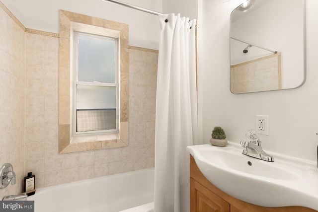427 R ST NW, Washington, DC 20001