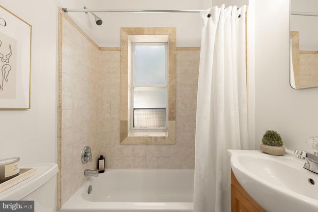 427 R ST NW, Washington, DC 20001