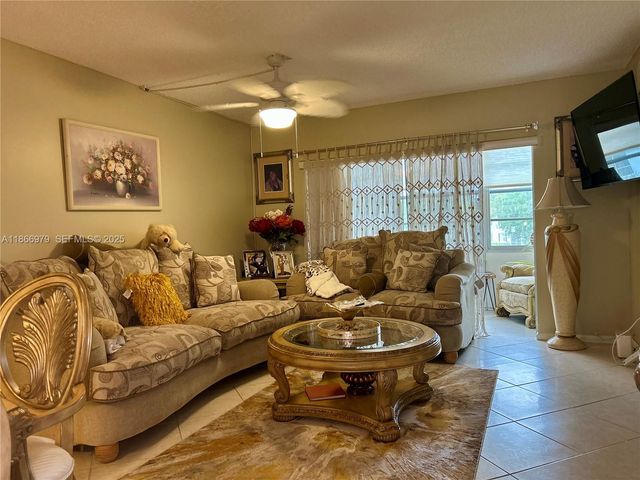 9802 Marina Boulevard 125, Boca Raton, FL 33428