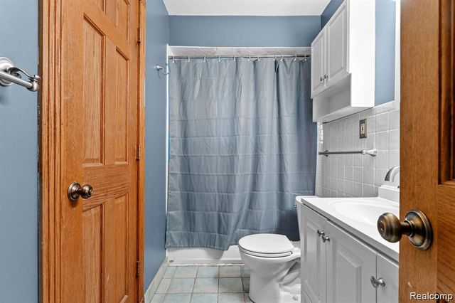 323 N Campbell Road, Royal Oak, MI 48067