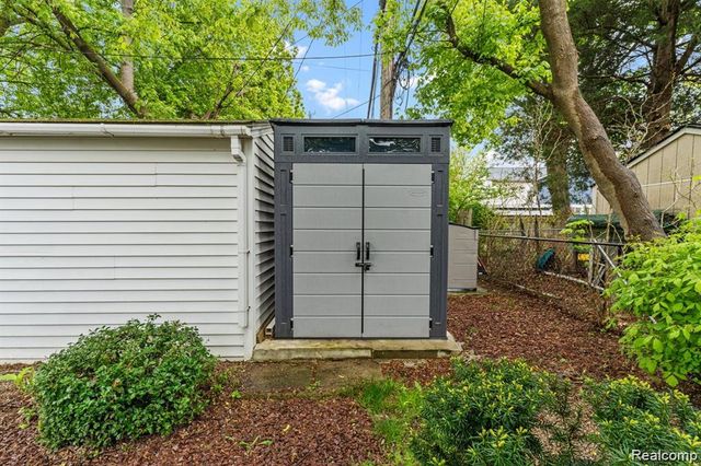 323 N Campbell Road, Royal Oak, MI 48067