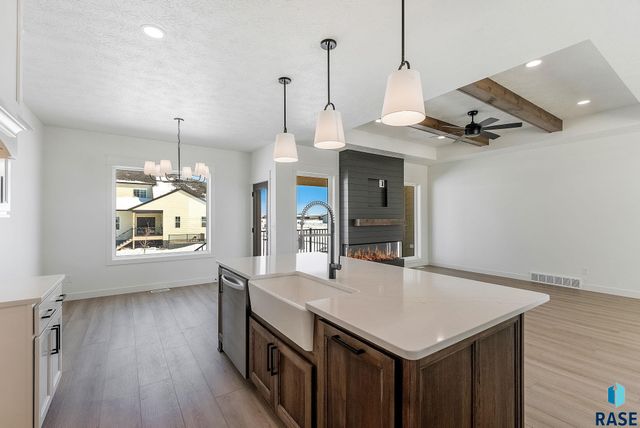 2700 N Vermillion Cir Circle, Tea, SD 57064