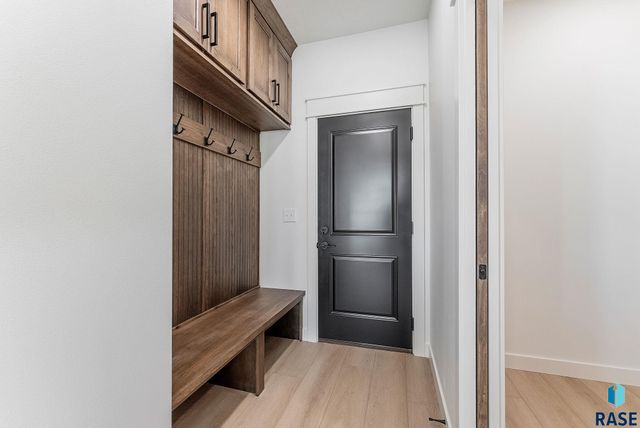 2700 N Vermillion Cir Circle, Tea, SD 57064