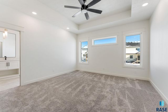 2700 N Vermillion Cir Circle, Tea, SD 57064