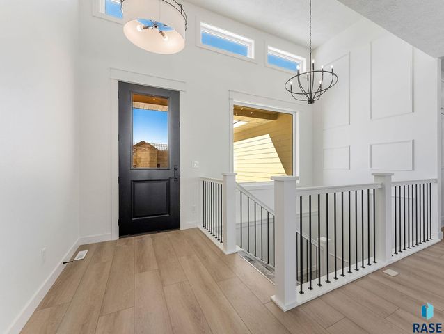 2700 N Vermillion Cir Circle, Tea, SD 57064