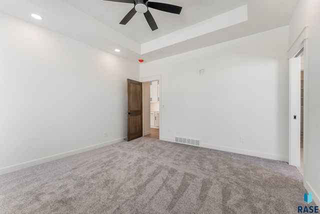 2700 N Vermillion Cir Circle, Tea, SD 57064