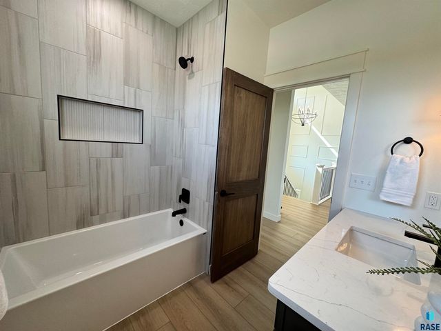 2700 N Vermillion Cir Circle, Tea, SD 57064