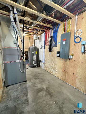 2700 N Vermillion Cir Circle, Tea, SD 57064