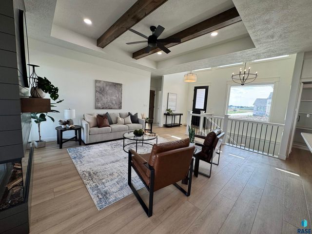 2700 N Vermillion Cir Circle, Tea, SD 57064