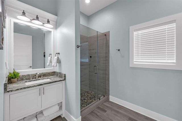 1978 Avenue I, Crystal Beach, TX 77650