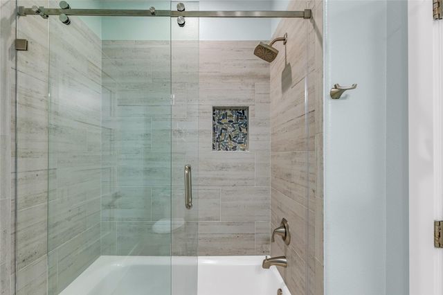 1978 Avenue I, Crystal Beach, TX 77650