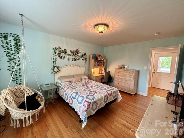 109 Green Acres Road, Mount Holly, NC 28120