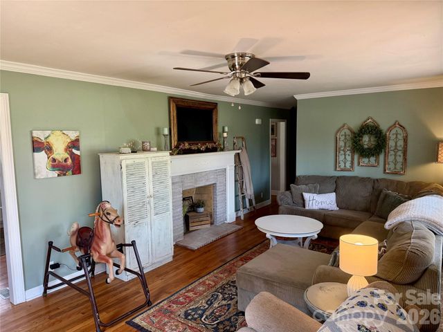 109 Green Acres Road, Mount Holly, NC 28120