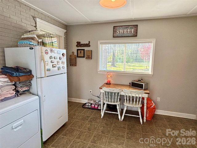 109 Green Acres Road, Mount Holly, NC 28120