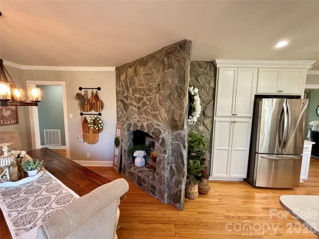 109 Green Acres Road, Mount Holly, NC 28120