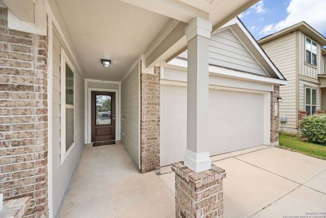 7115 Azalea Sq, San Antonio, TX 78218