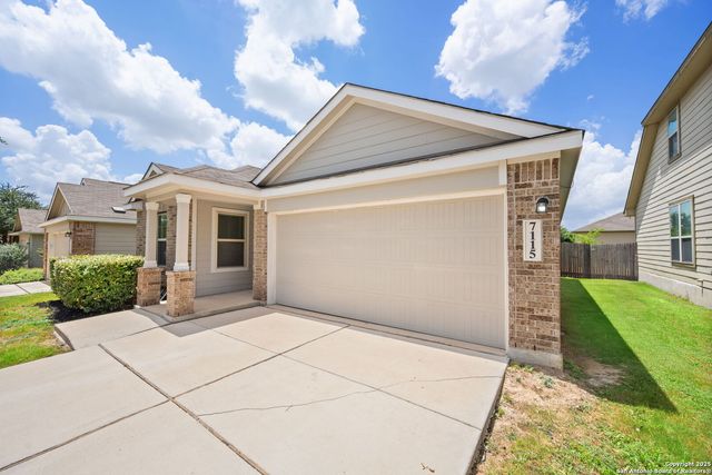 7115 Azalea Sq, San Antonio, TX 78218