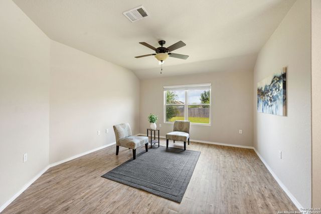 7115 Azalea Sq, San Antonio, TX 78218