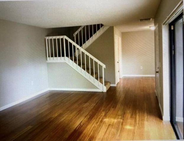 1700 Embassy Drive 105, West Palm Beach, FL 33401