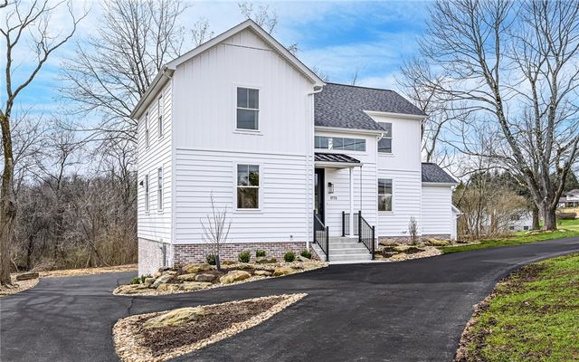 1773 Locust Road, Franklin Park, PA 15143