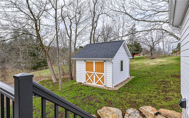 1773 Locust Road, Franklin Park, PA 15143