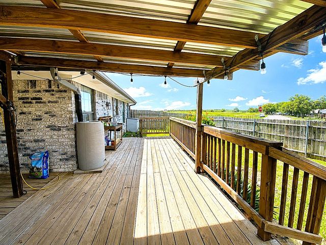 404 S Old Mansfield Road, Keene, TX 76059