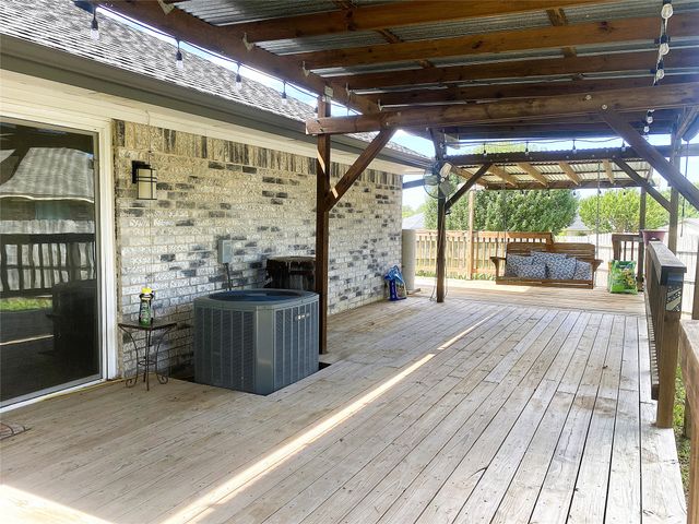 404 S Old Mansfield Road, Keene, TX 76059