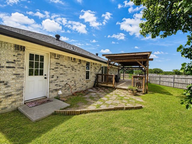 404 S Old Mansfield Road, Keene, TX 76059