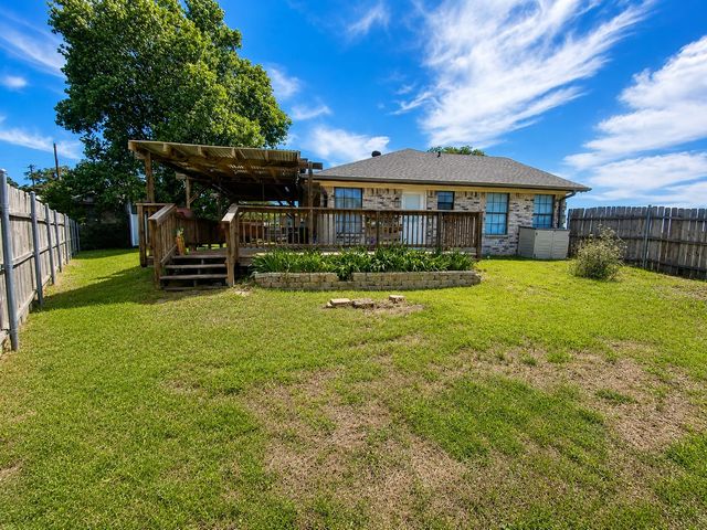 404 S Old Mansfield Road, Keene, TX 76059