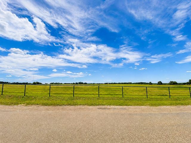 404 S Old Mansfield Road, Keene, TX 76059