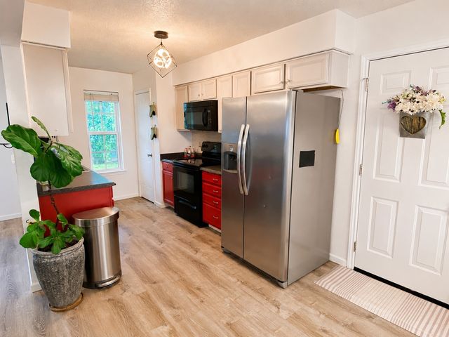 404 S Old Mansfield Road, Keene, TX 76059