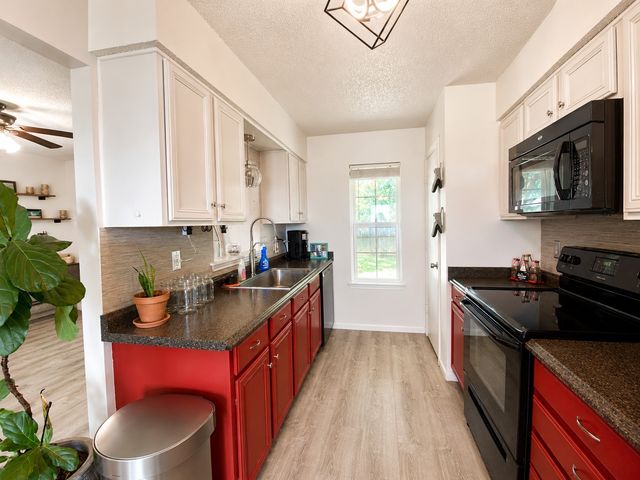404 S Old Mansfield Road, Keene, TX 76059