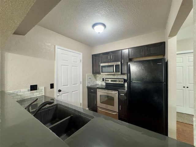 14002 Crossing Way, Edmond, OK 73013