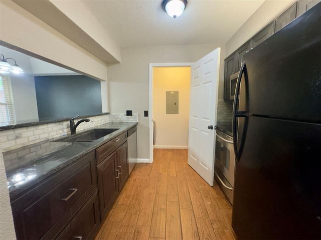 14002 Crossing Way, Edmond, OK 73013