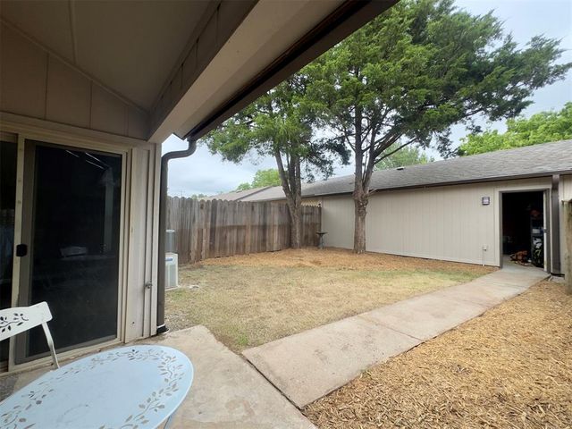 14002 Crossing Way, Edmond, OK 73013