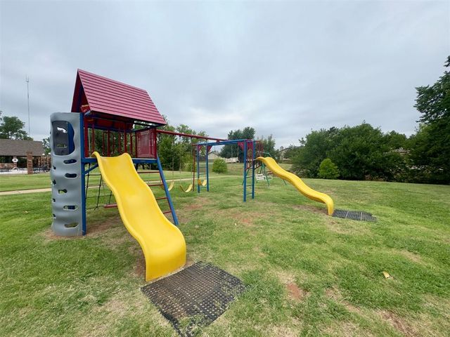 14002 Crossing Way, Edmond, OK 73013